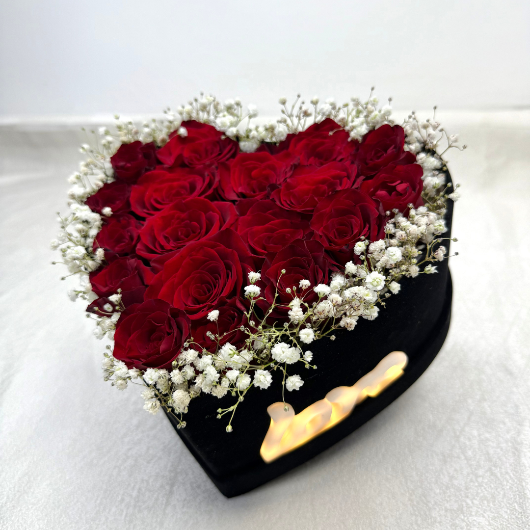 Love Heart Box with Roses - بوكس قلب مع ورد