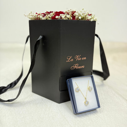 Flower Box with Necklace 💐💎 - بوكس ورد مع قلادة