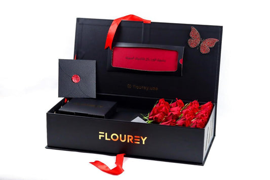 Flourey secret Black Box with red Roses