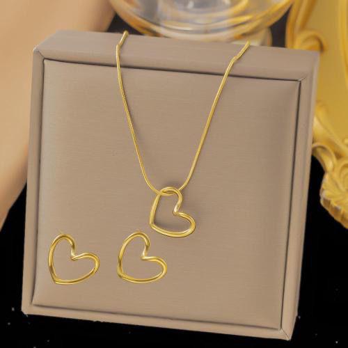Heart Whisper Set – طقم همسة قلب